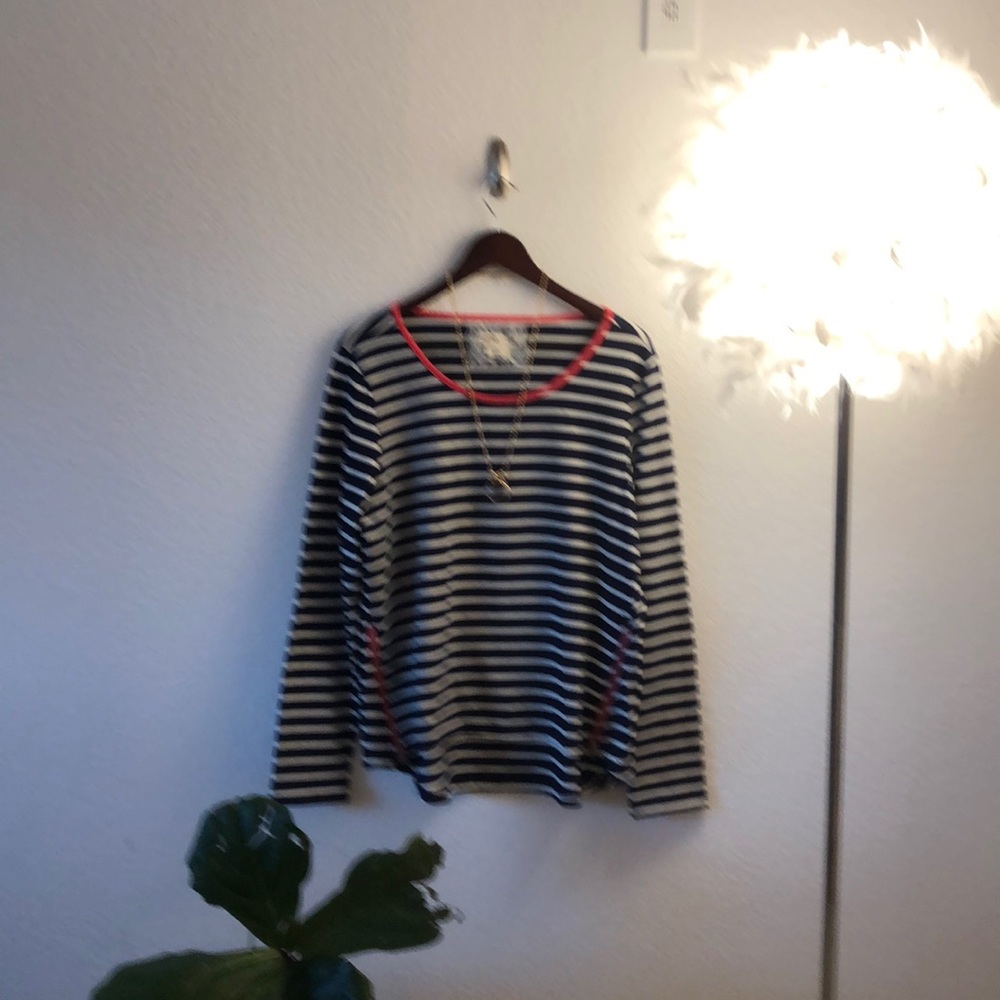 Anthropologie long sleeve pullover Sweater!